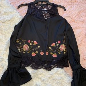 Jessica Simpson cold shoulder long sleeve shirt